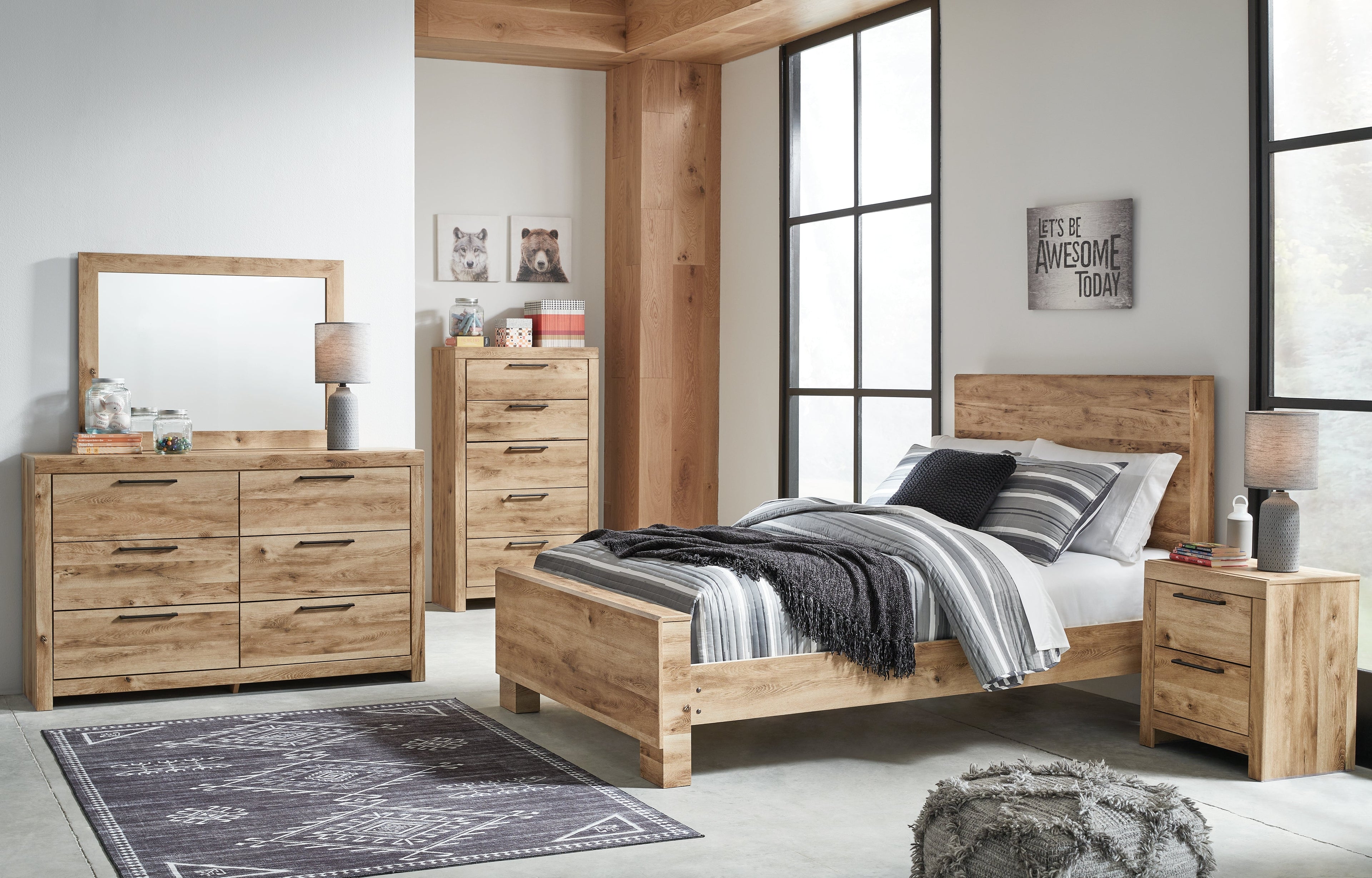 Hyanna Full Panel Bed with Mirrored Dresser, Chest and 2 Nightstands in Tan Brown - PKG015351