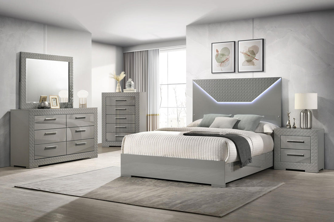 Ives 5-piece Queen Bedroom Set Grey High Gloss - 224971Q-S5