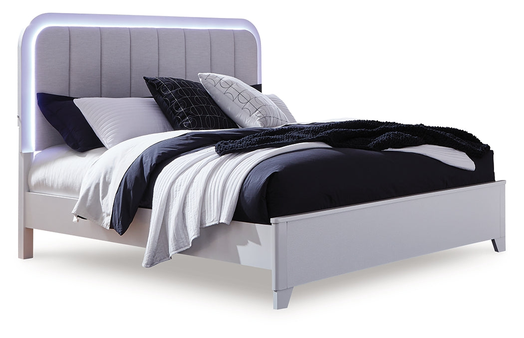 Jarlee White Queen Upholstered Panel Bed - PCB392B2
