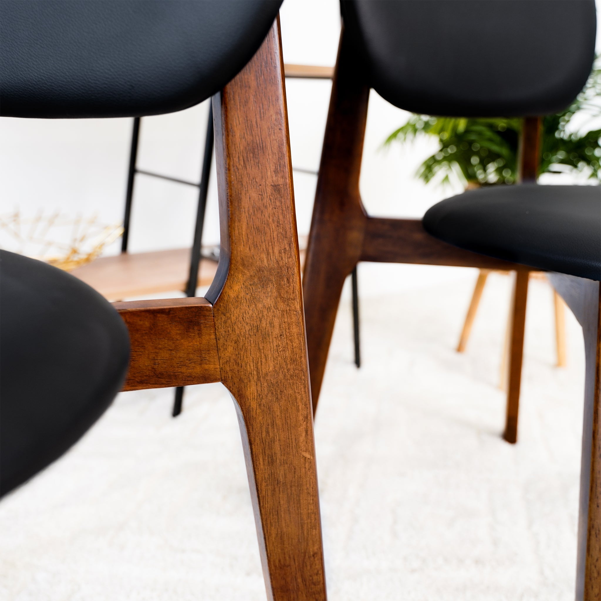 Kelsey Black Leather Dining Chair (Set Of 2) - DCH00801401