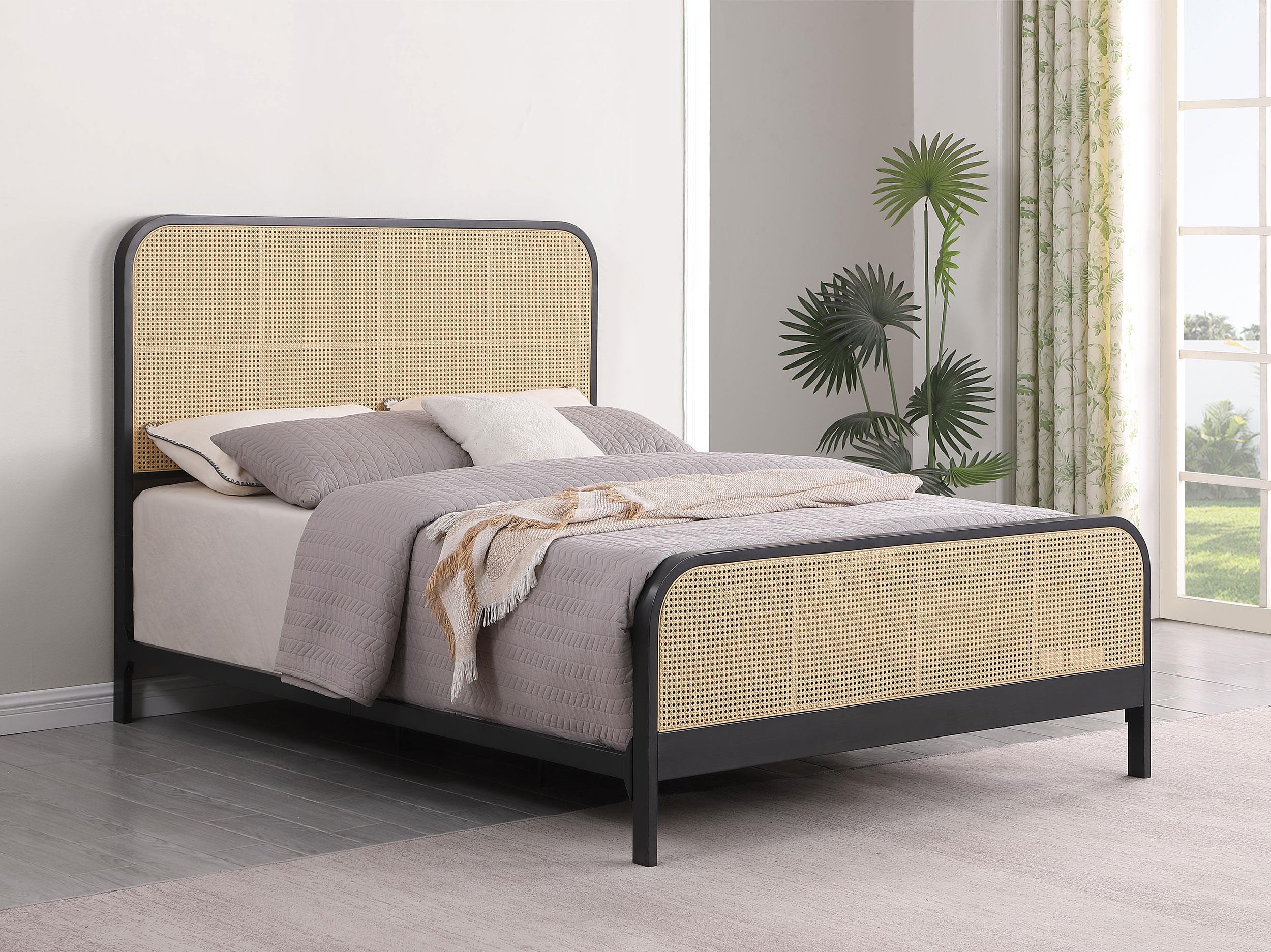 Lanewood Polyethylene PE Rattan Upholstered Metal Eastern King Bed Black - 360250KE