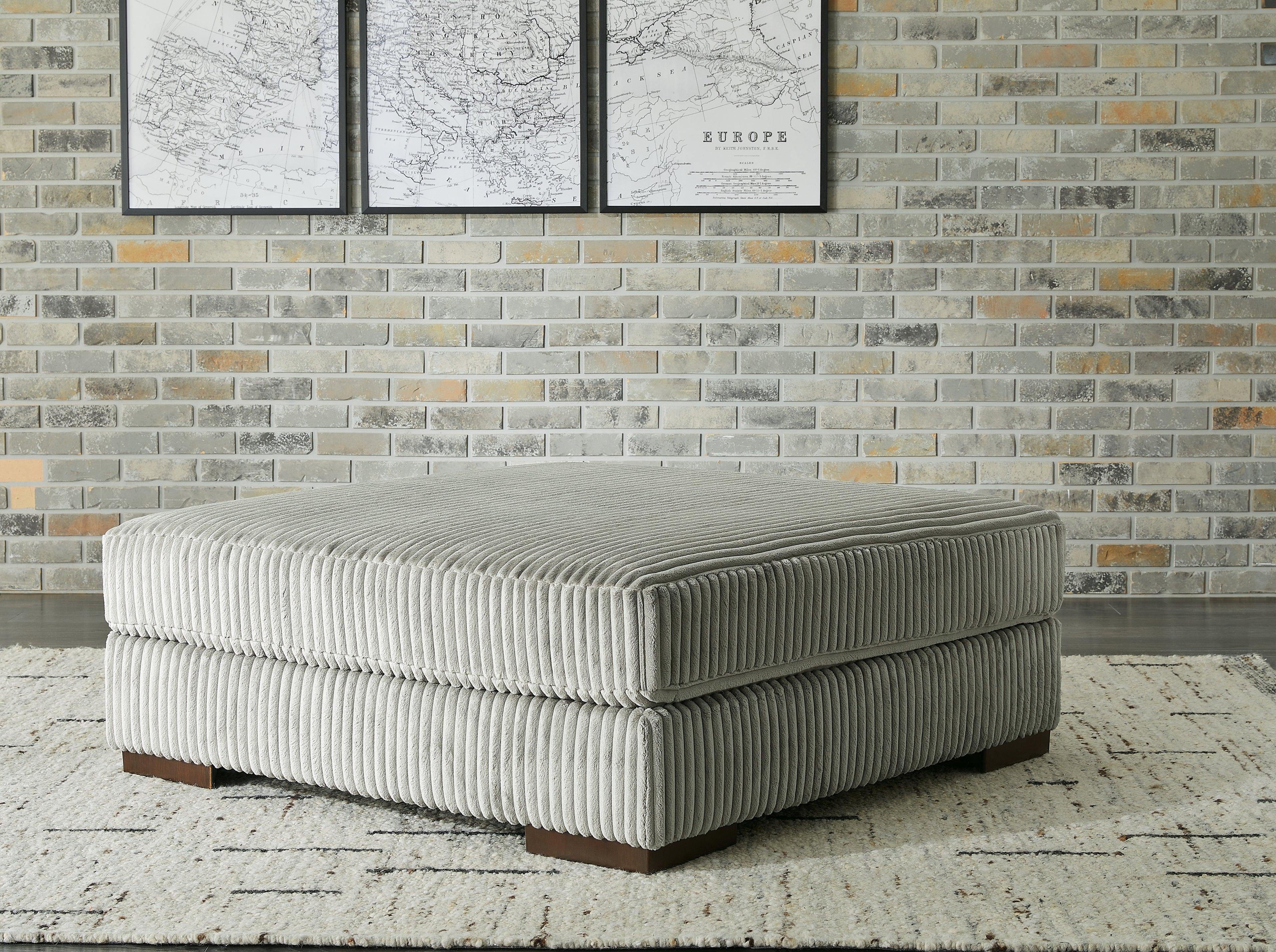 Lindyn 4-Piece Sectional with Chaise and Oversized Accent Ottoman - 21105U12