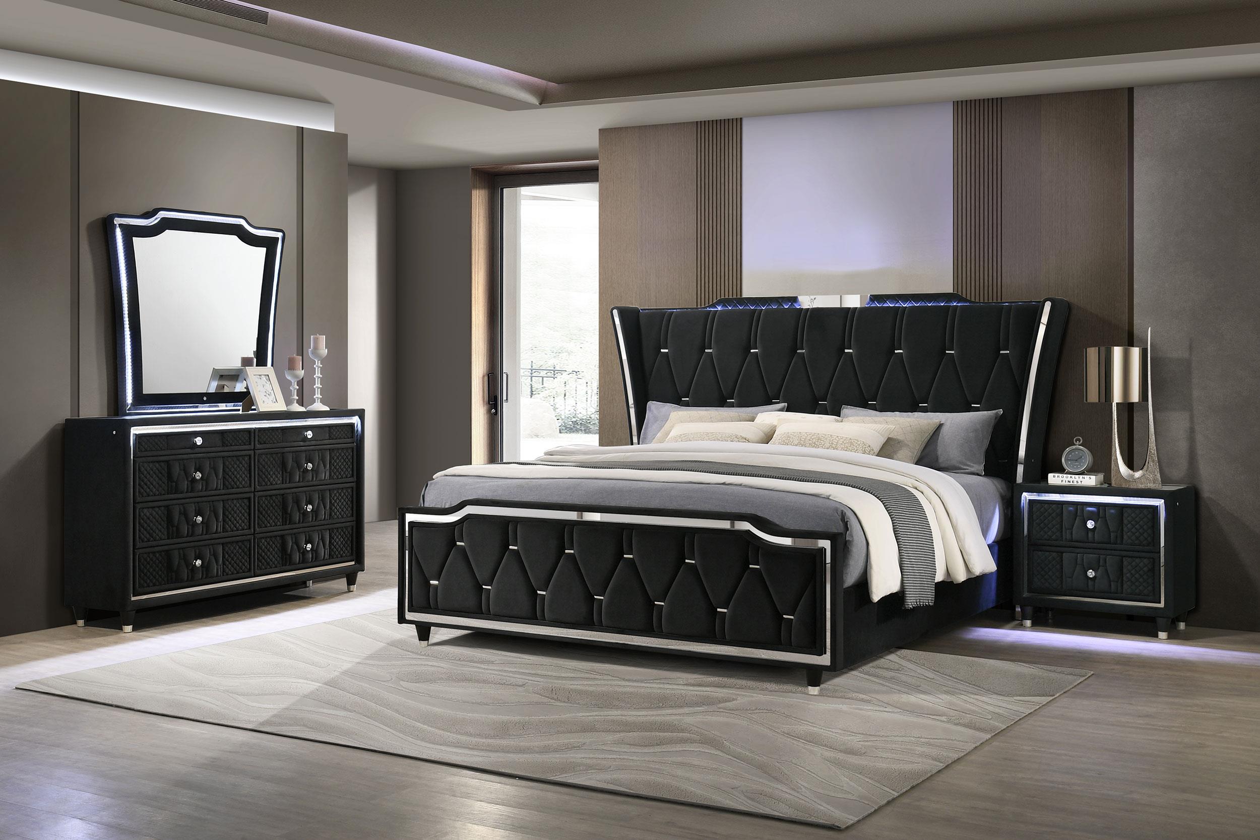 Lorient 4-piece Eastern King Bedroom Set Black - 223161KE-S4