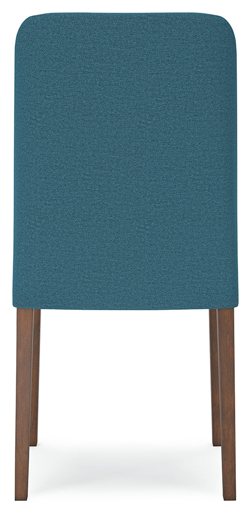 Lyncott Extension Dining Table and 4 Chairs - D615D27