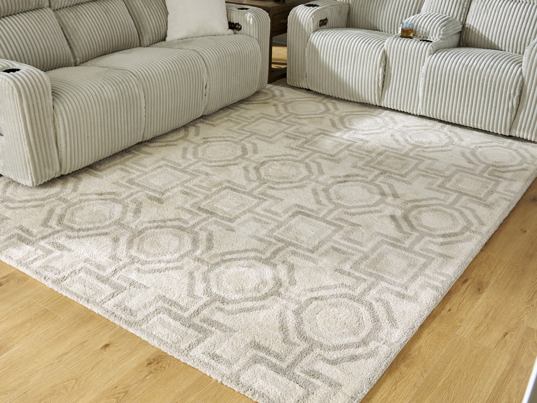 Maconville Ivory/Gray Large Rug - R407321