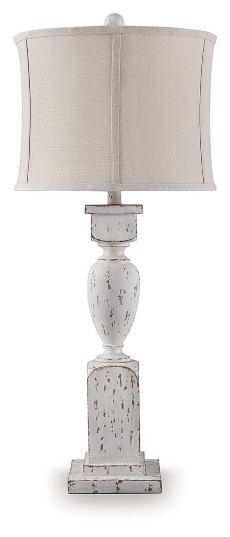 Madsbrook Antique White Table Lamp - L235924