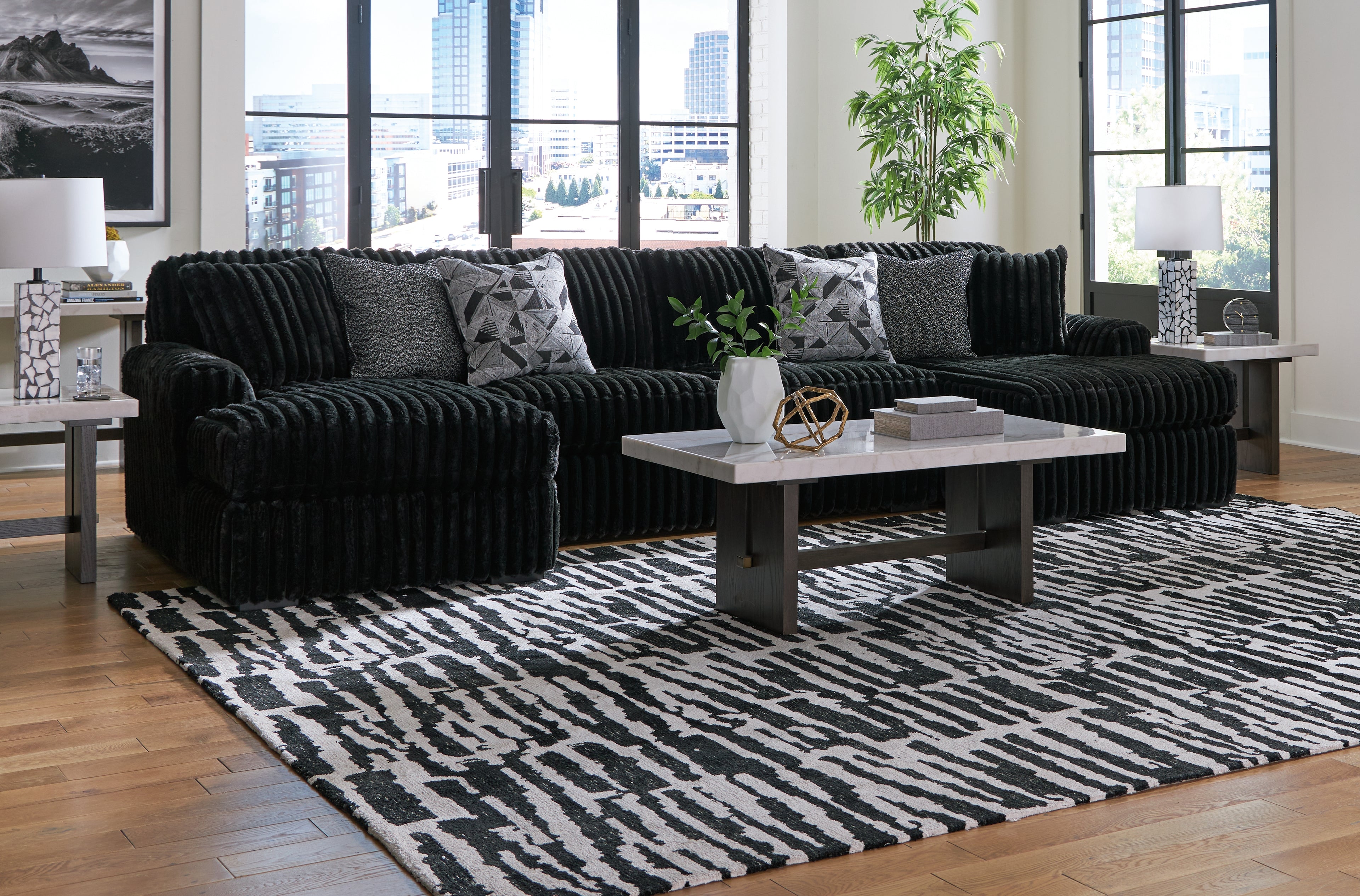 Midnight-Madness Onyx 3-Piece Sectional with Chaise - 98103S5