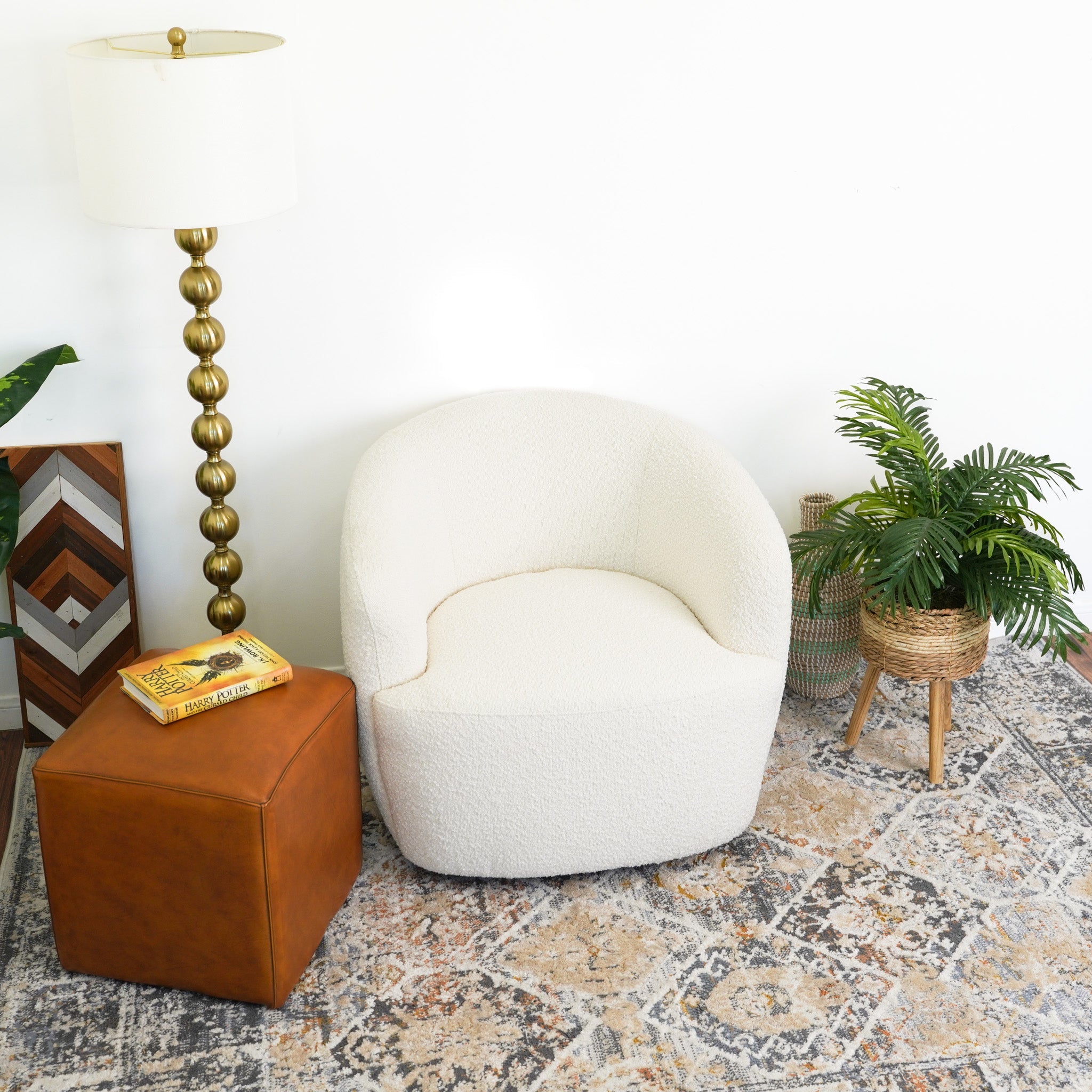 Mina White Boucle Swivel Chair - SCH00500701