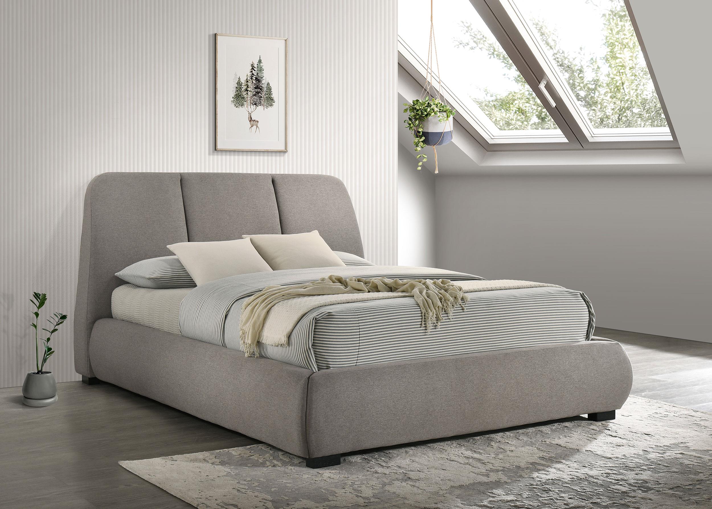 Mokena 46-inch Upholstered Queen Platform Bed Taupe - 310090Q