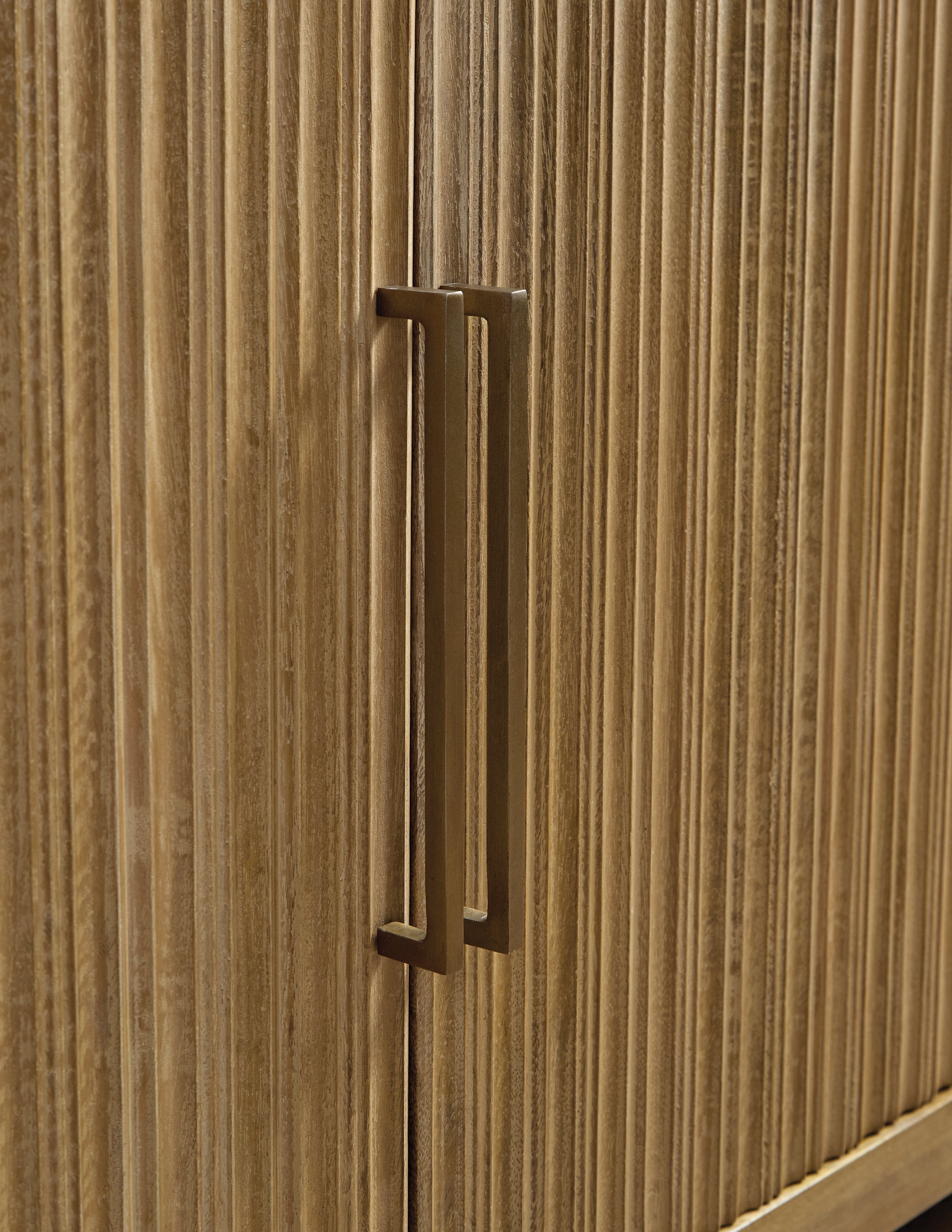 Niam Light Antique Beige Accent Cabinet - A4000684