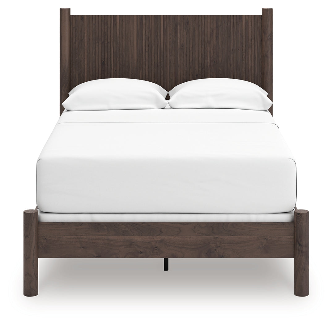 Pamytta Brown Full Panel Bed - PCB2614B16