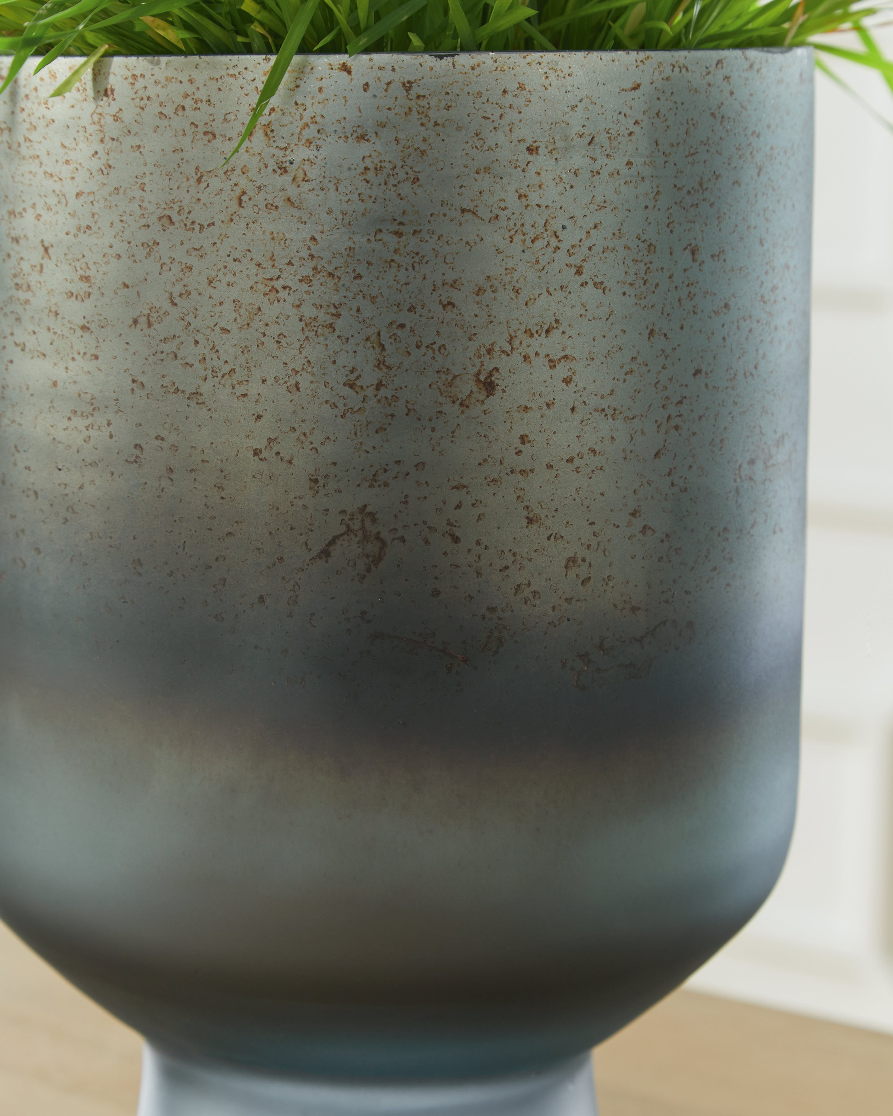 Pennmore Antique Blue Vase - A2000813
