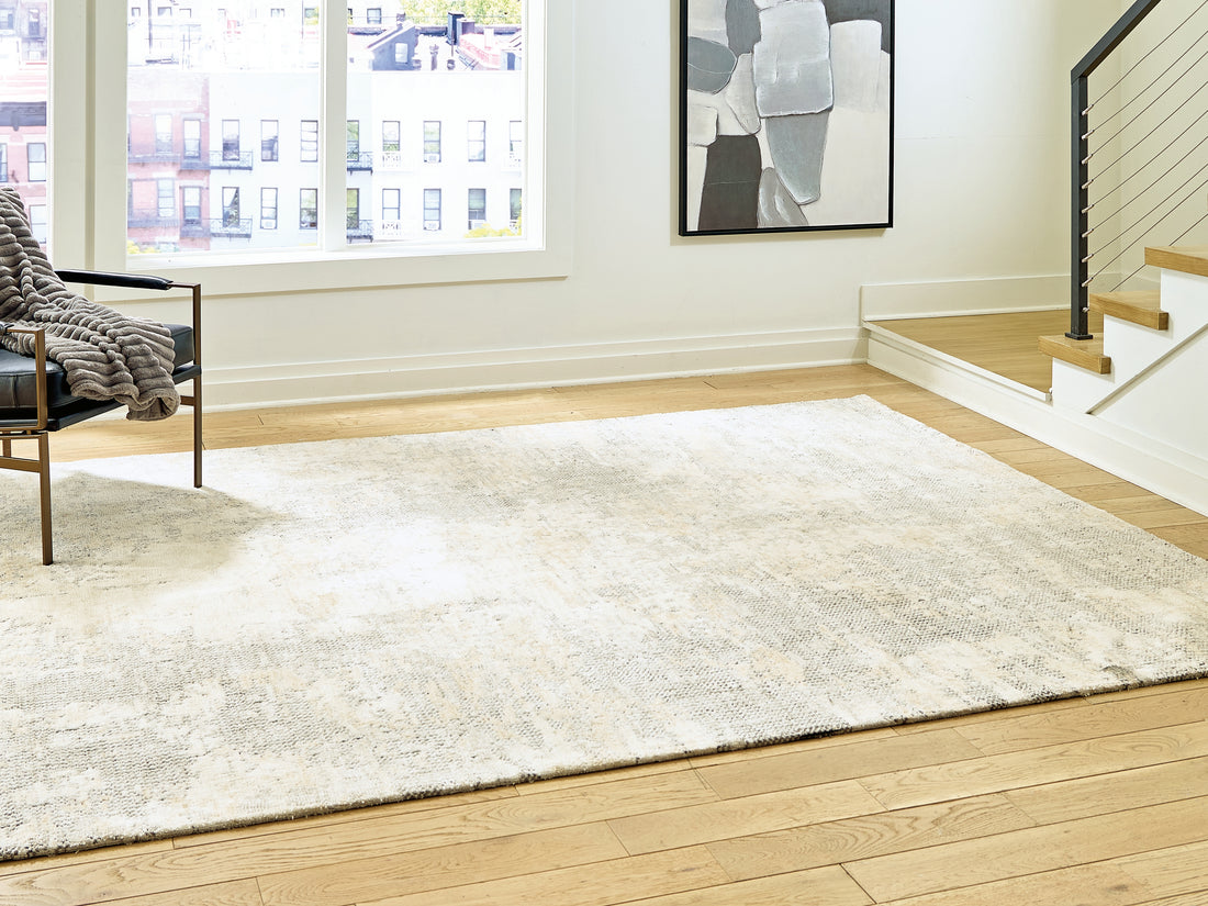 Raif Gray/White/Cream Large Rug - R408081