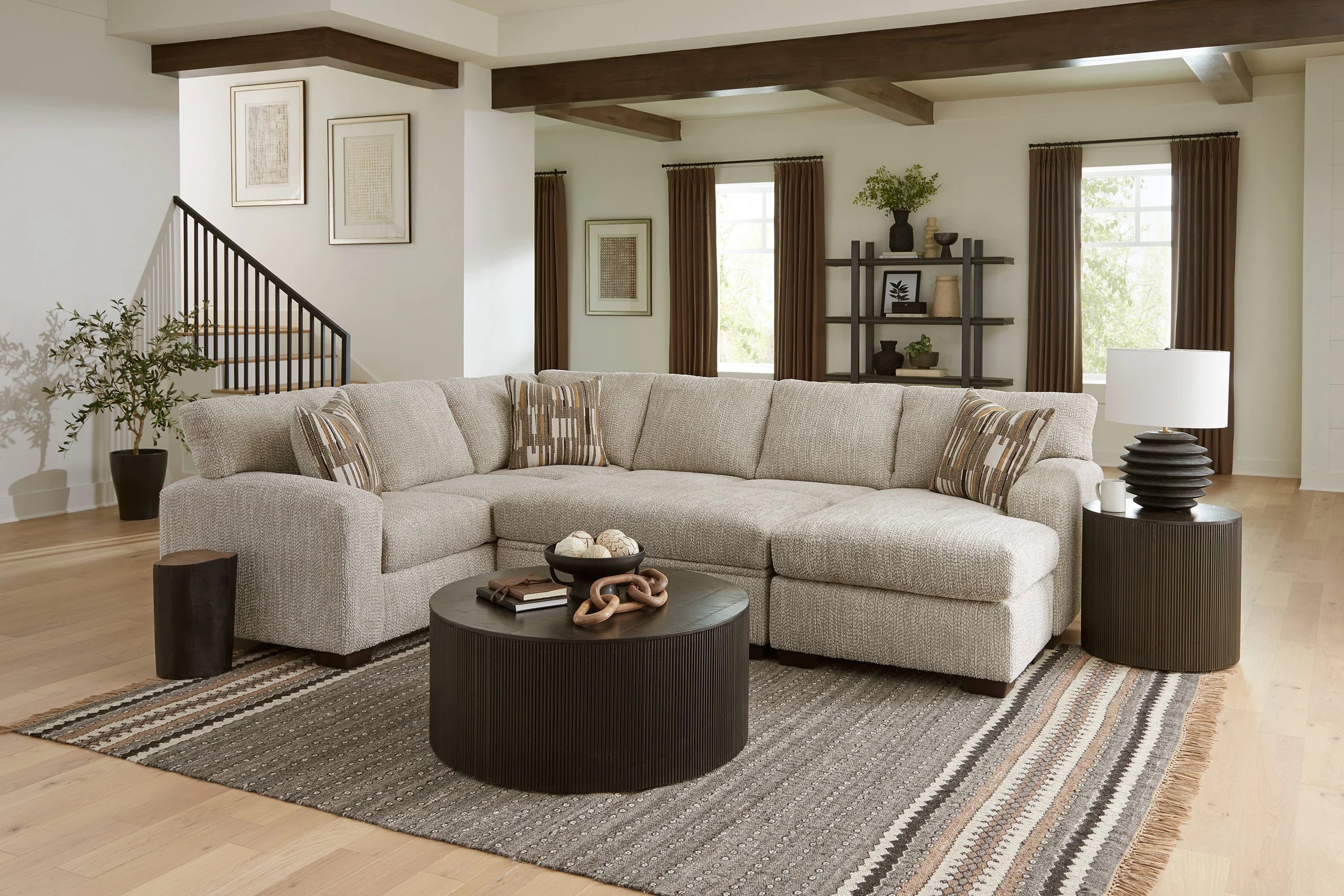 5210 Reckon Taupe Sectional *Storage Ottoman