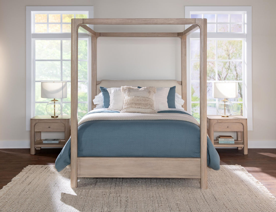 Solano 85-inch Eastern King Canopy Bed Weathered Mango - 222520KE