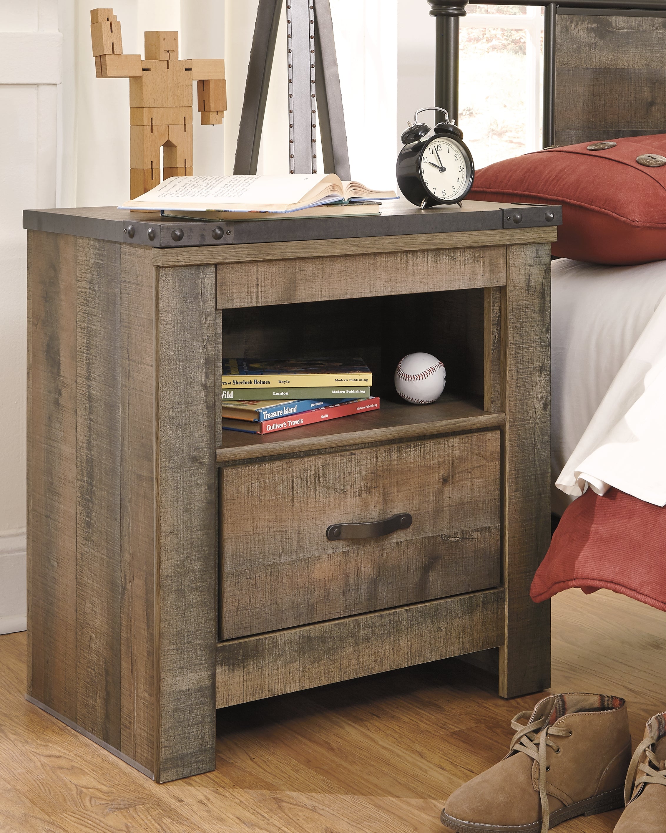 Trinell Brown Full Panel Bed, Dresser, Mirror and Nightstand - B446B78