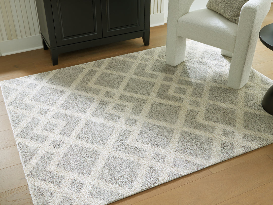 Unawick Gray/Ivory Medium Rug - R407332