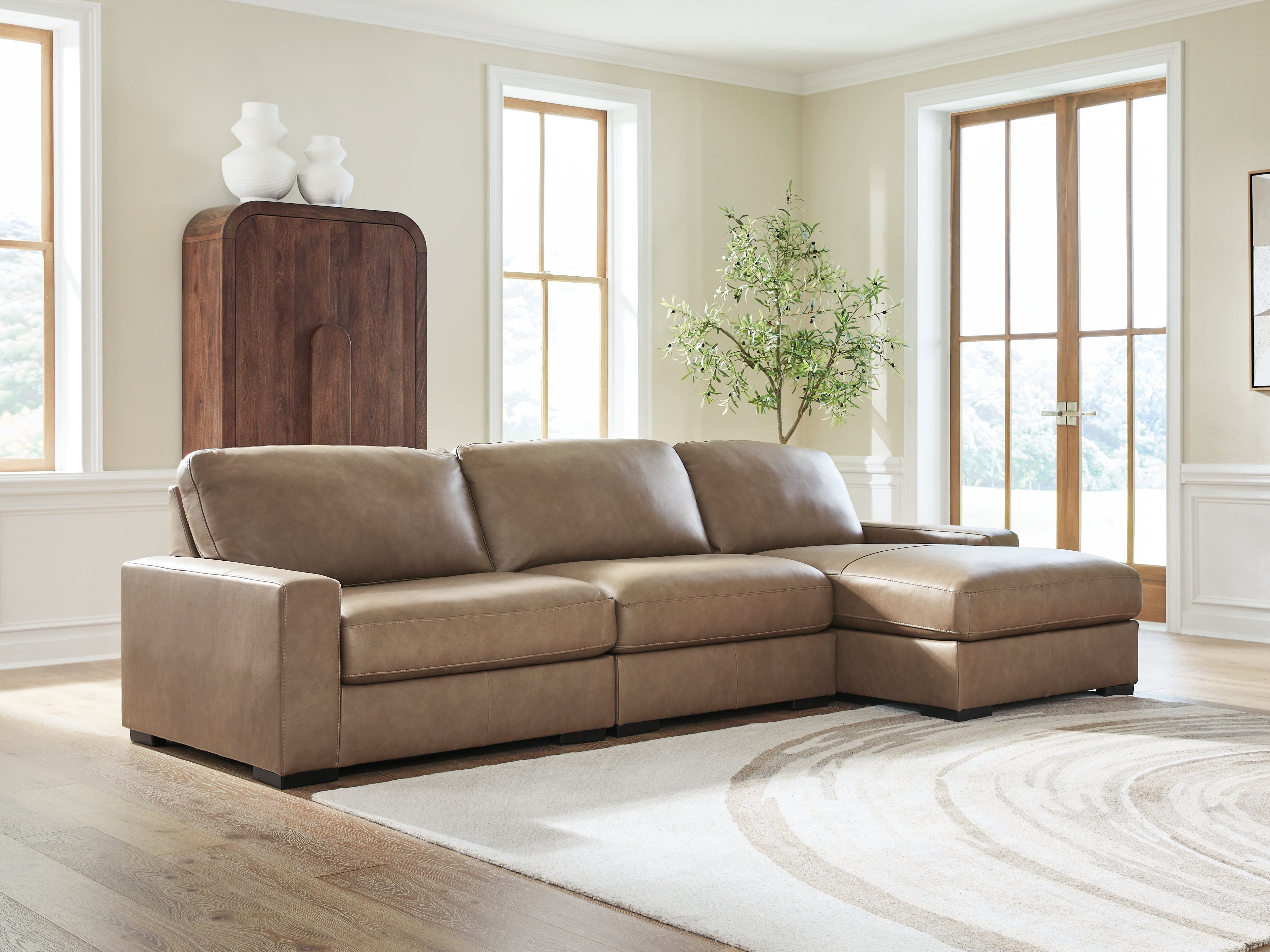 Veronella Sahara 3-Piece Sectional with Chaise - 76106S6