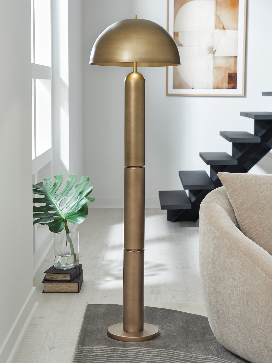 Wendfield Antique Gold Finish Floor Lamp - L208511
