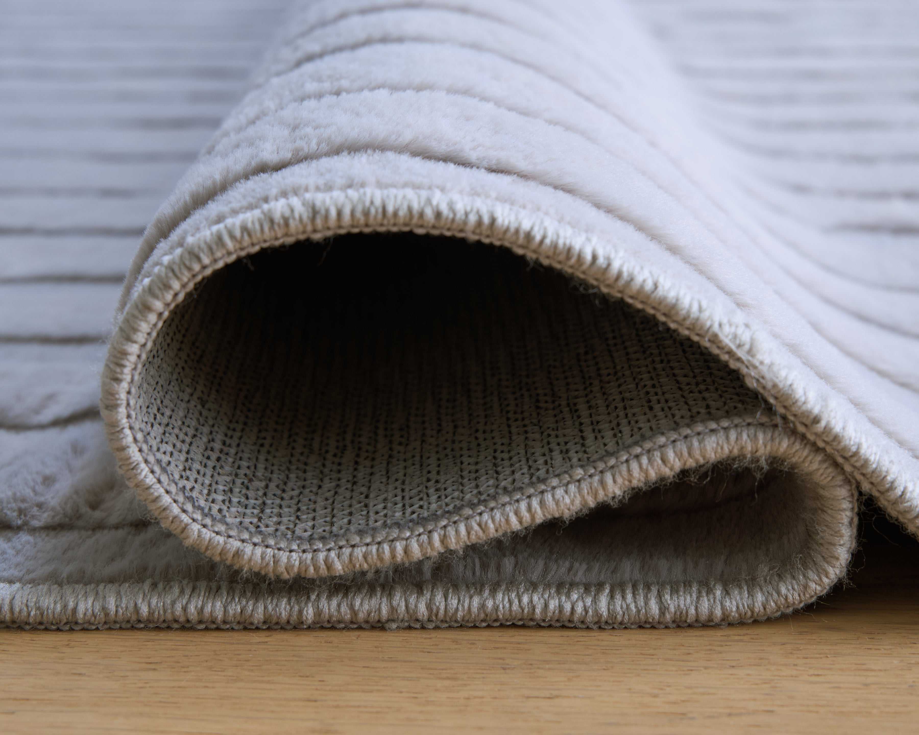 Worthley Gray Washable Medium Rug - R407452