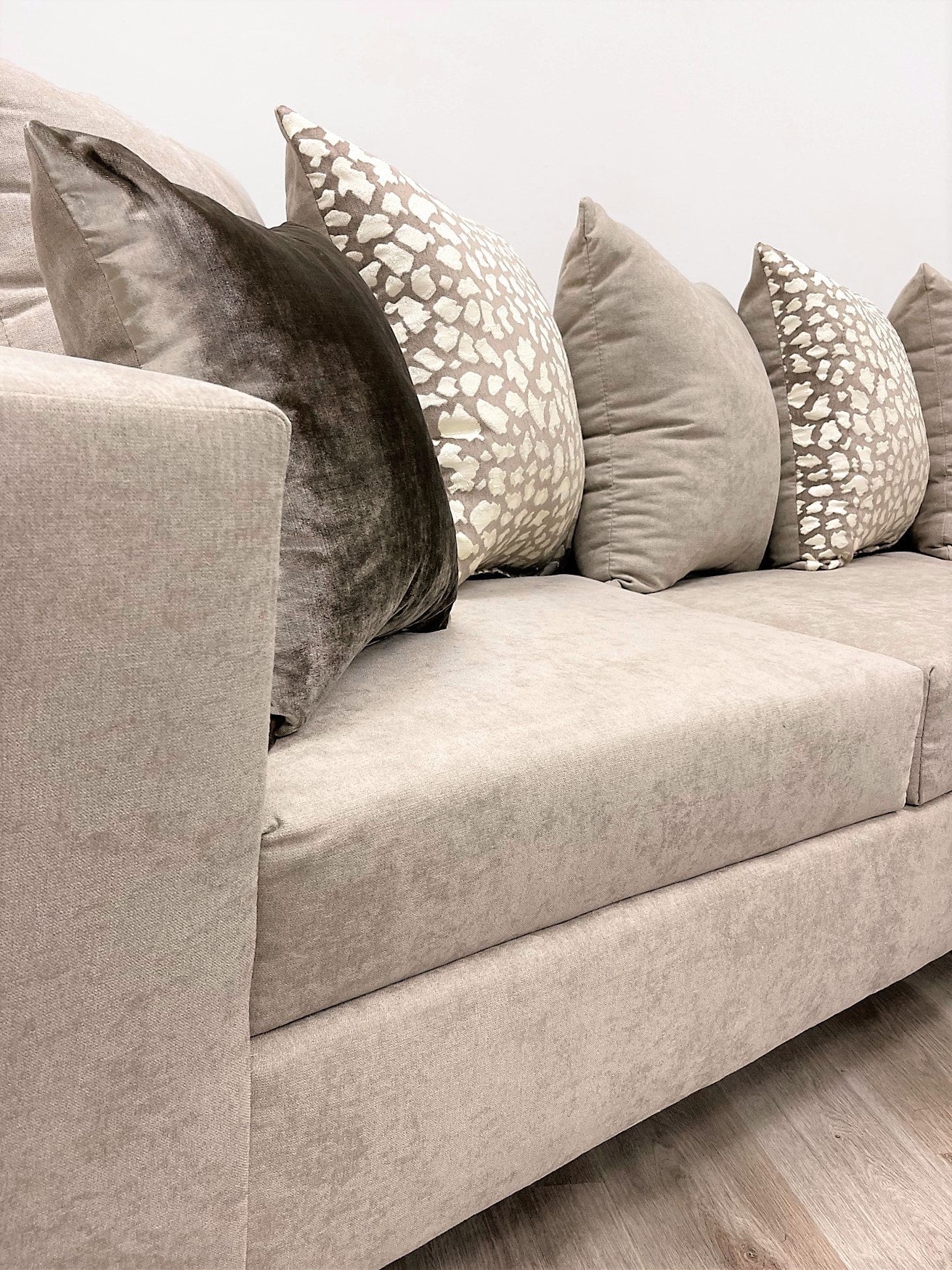 110-Hollywood Beige Sectional - 110-HOLLYWOOD BEIGE - Bien Home Furniture & Electronics