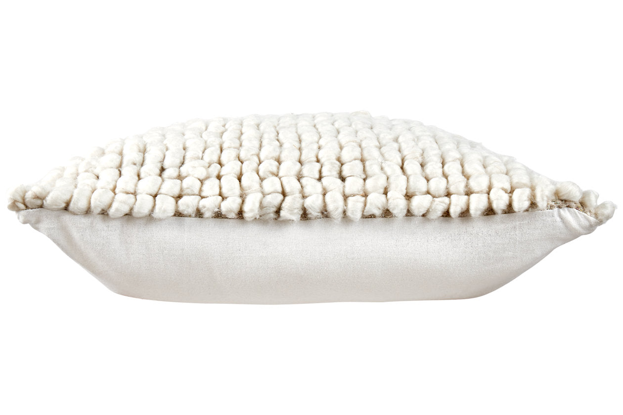 Aavie Ivory Pillow, Set of 4 - A1000956 - Bien Home Furniture & Electronics