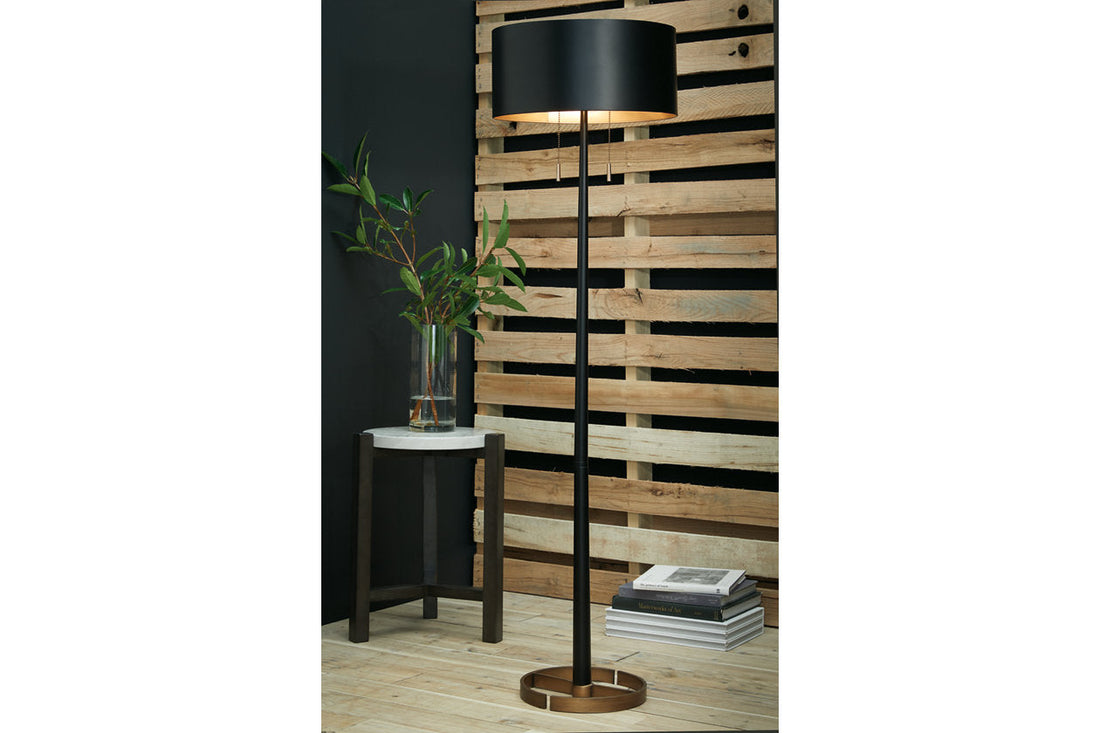 Amadell Black/Gold Finish Floor Lamp - L208361 - Bien Home Furniture &amp; Electronics