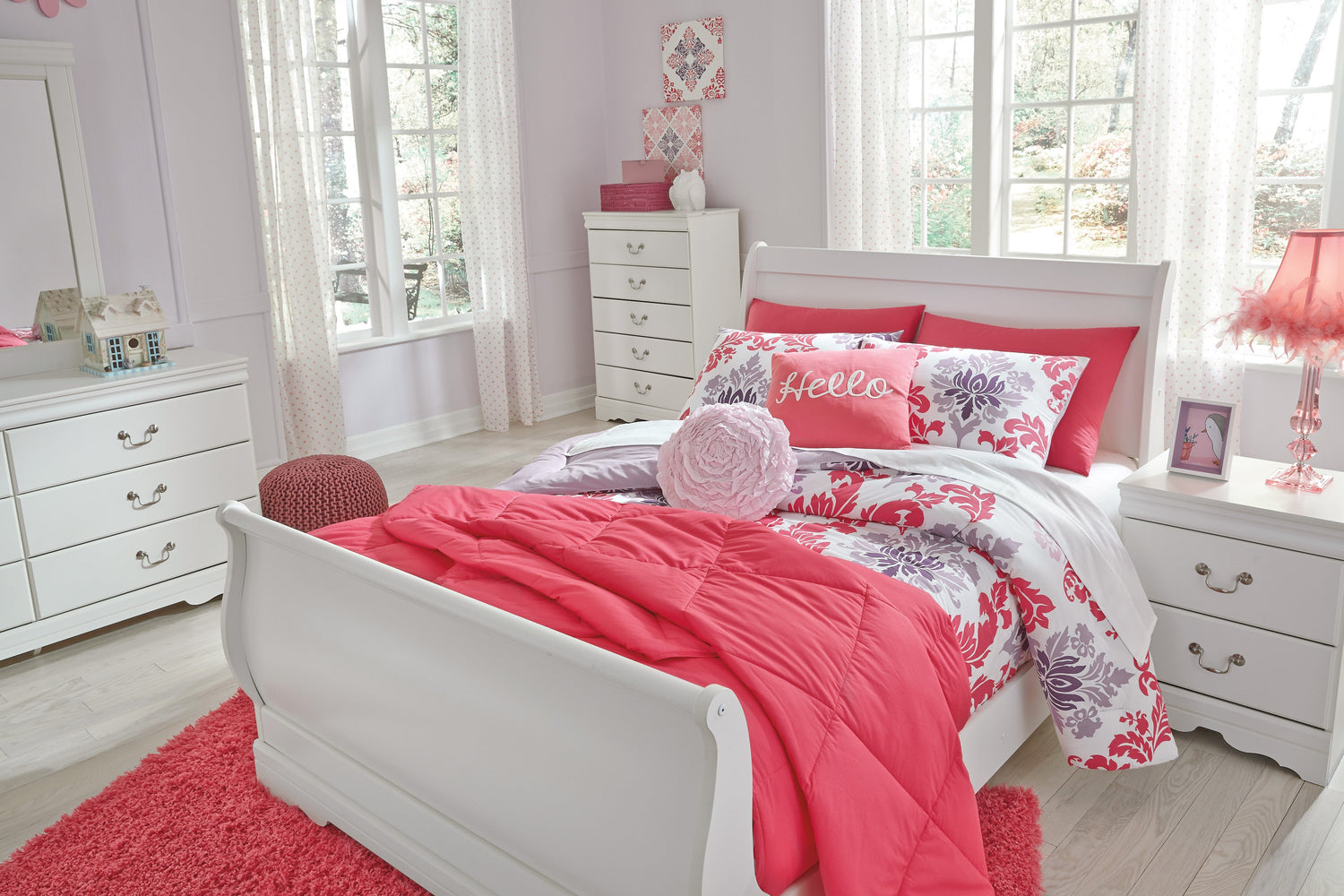Anarasia White Sleigh Youth Bedroom Set - SET | B129-84 | B129-87 | B129-88 | B129-92 | B129-46 - Bien Home Furniture & Electronics