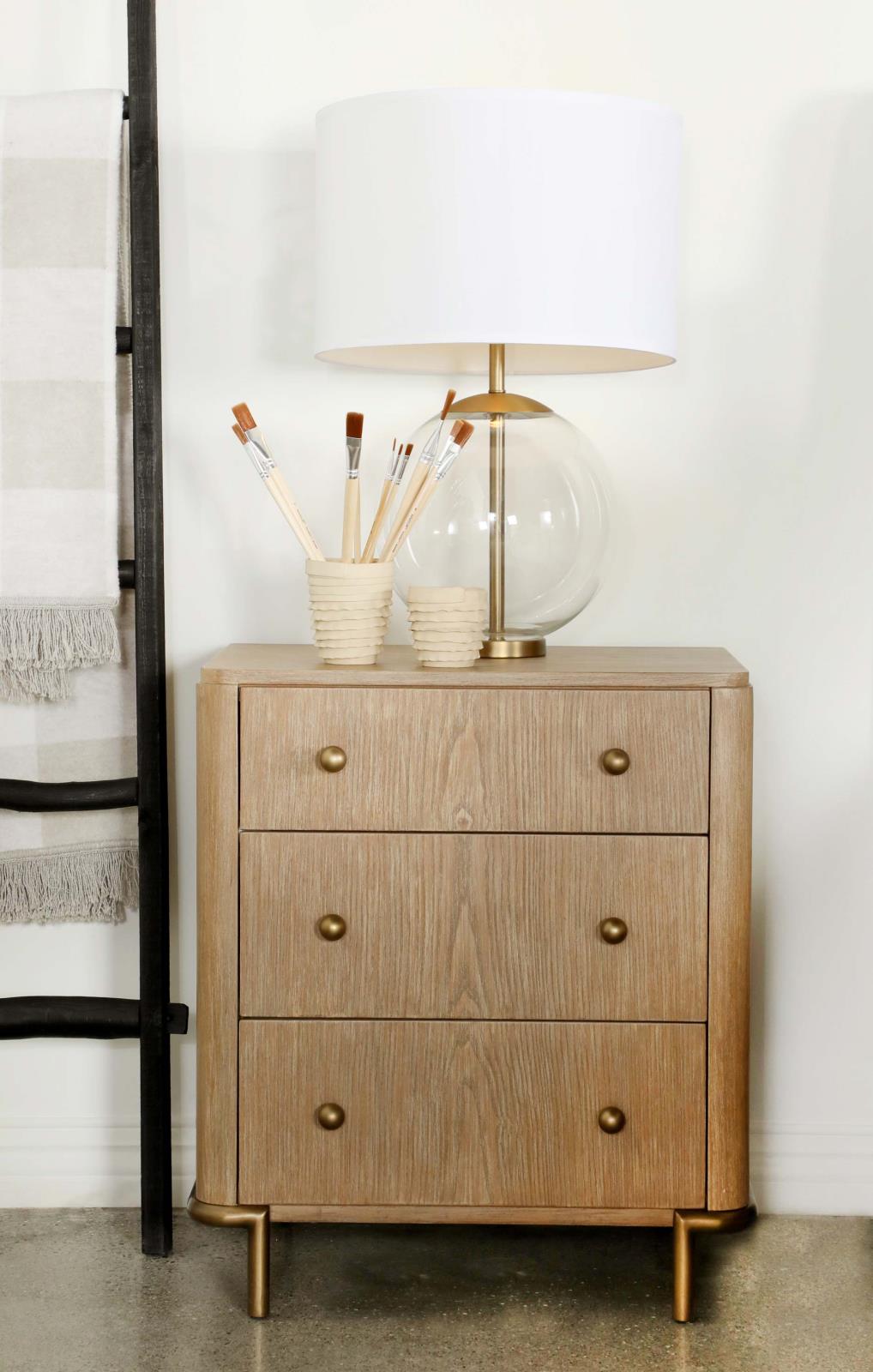 Arini 3-Drawer Nightstand with Dual USB Ports Sand Wash - 224302 - Bien Home Furniture & Electronics