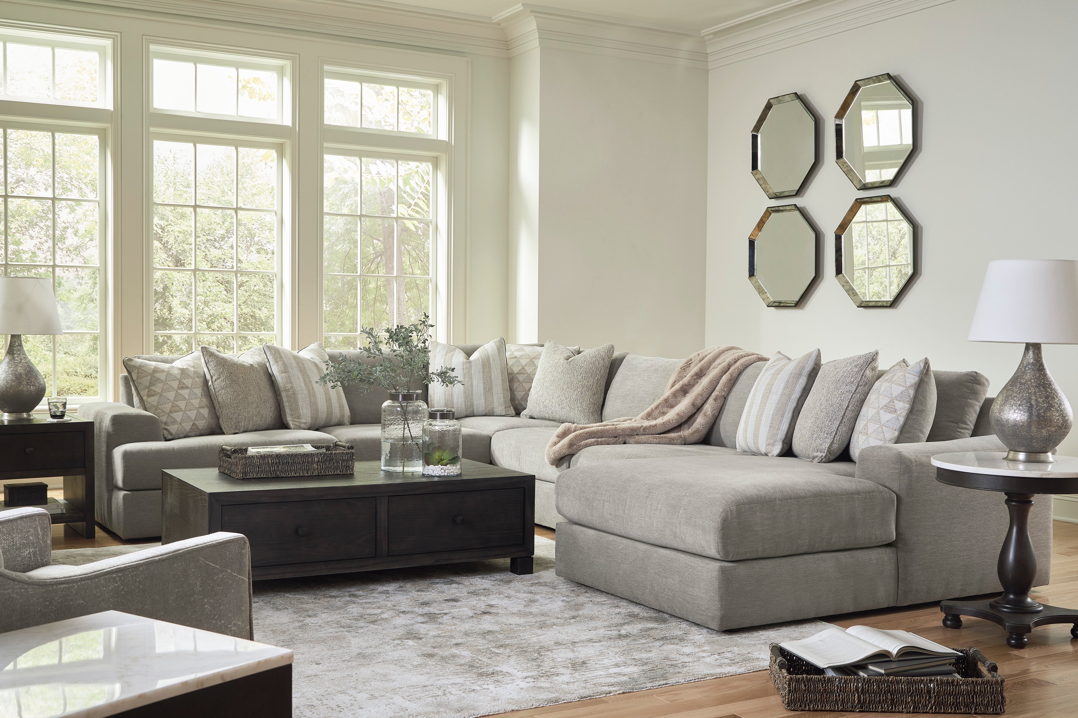 Avaliyah Ash 6-Piece RAF Chaise Sectional - SET | 5810317 | 5810346 | 5810346 | 5810346 | 5810377 | 5810364 - Bien Home Furniture & Electronics