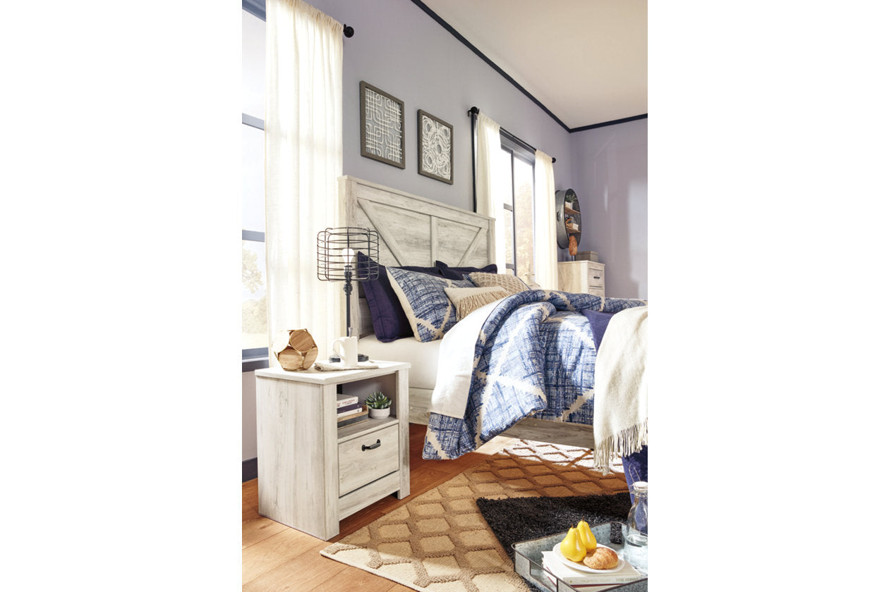 Bellaby Whitewash King Crossbuck Panel Bed - SET | B331-156 | B331-158 | B331-197 - Bien Home Furniture & Electronics