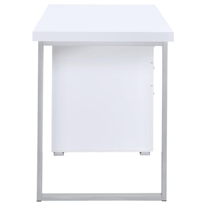 Brennan White 3-Drawer Office Desk - 800325 - Bien Home Furniture &amp; Electronics
