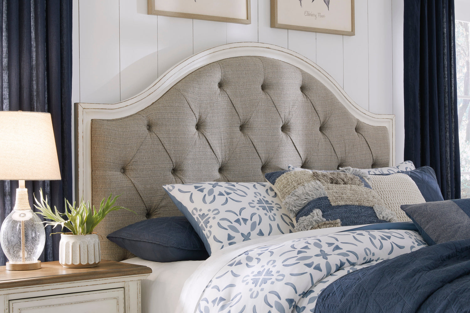Brollyn Chipped White Upholstered Panel Bedroom Set - SET | B773-54 | B773-57 | B773-92 | B773-46 - Bien Home Furniture &amp; Electronics