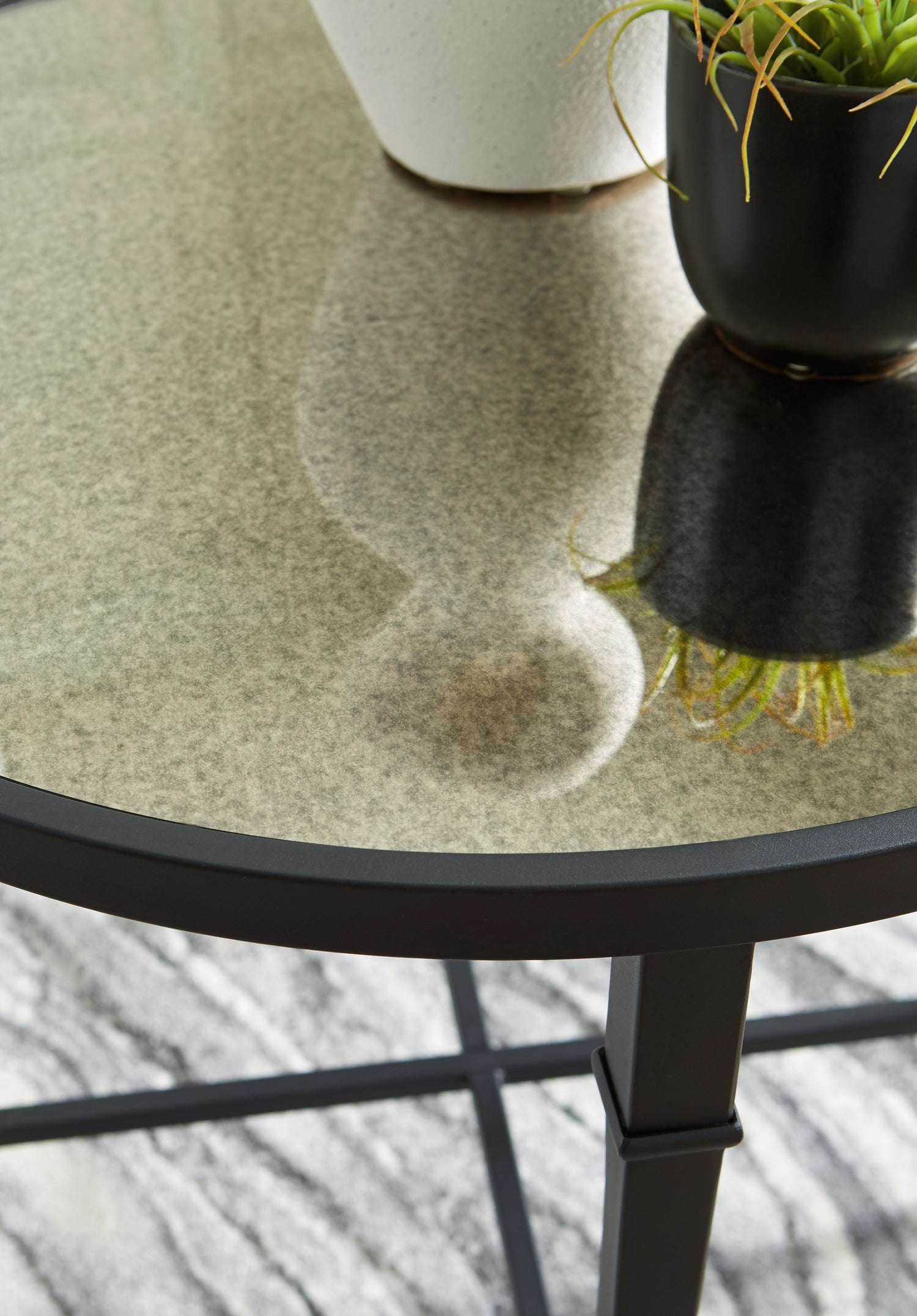 Cadeburg Black Accent Table - A4000639 - Bien Home Furniture & Electronics