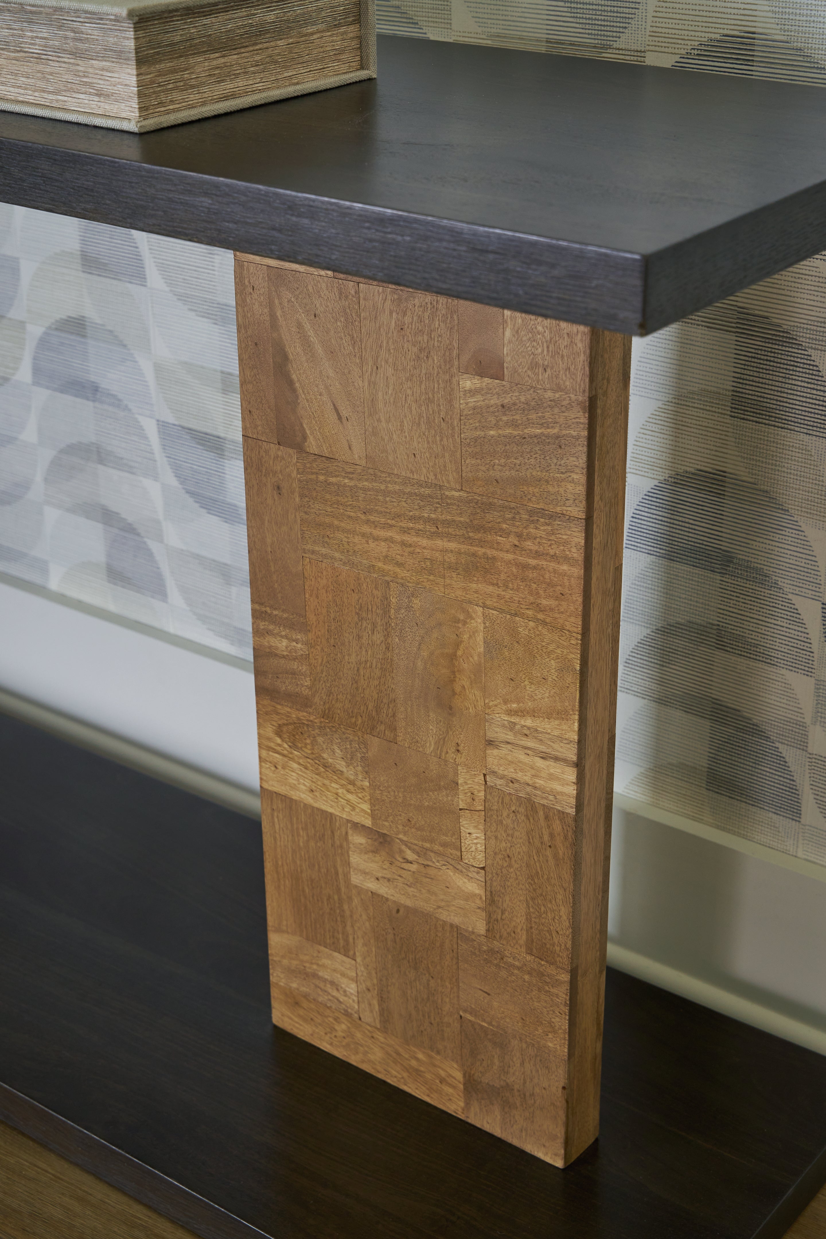 Camlett Brown Console Sofa Table - A4000594 - Bien Home Furniture & Electronics