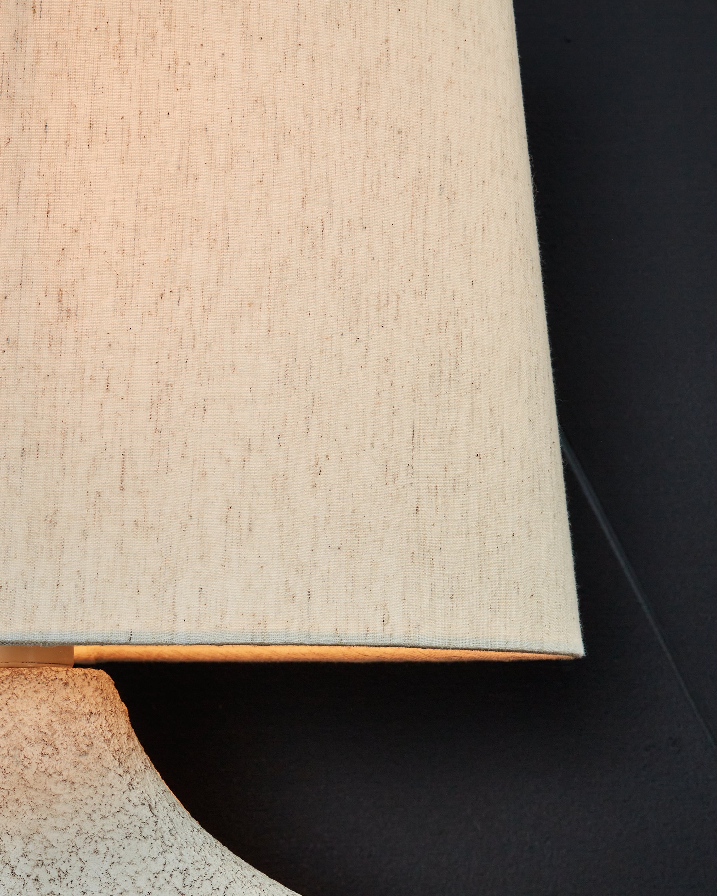 Chadrich Antique Beige Table Lamp (Set of 2) - L243664 - Bien Home Furniture & Electronics