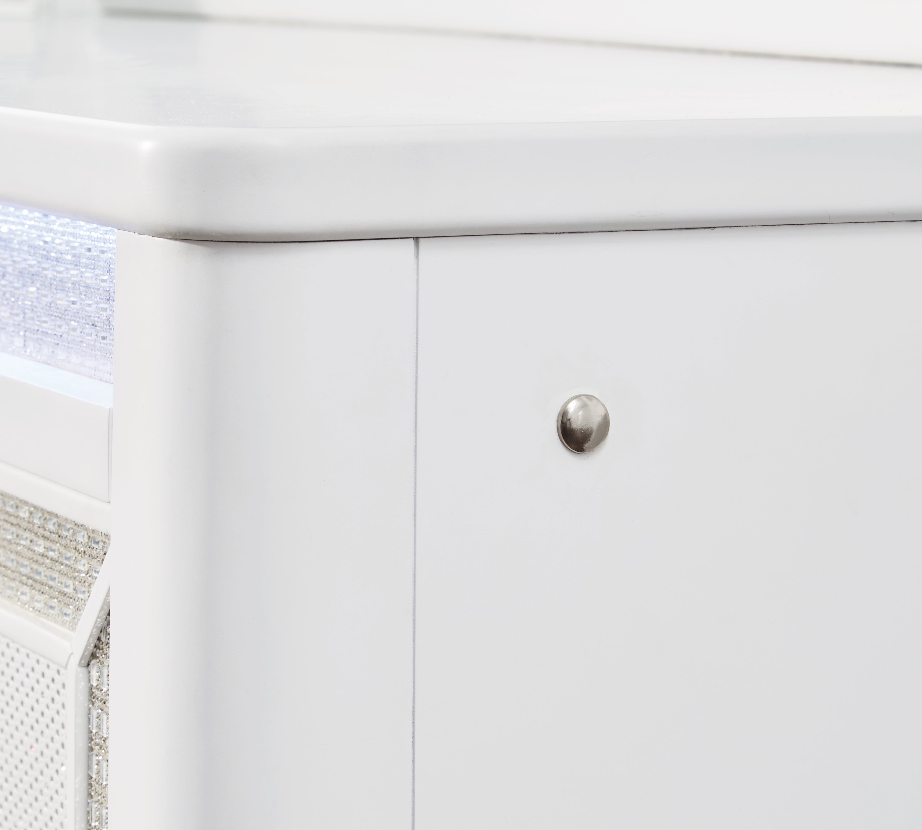 Chalanna White Dresser - B822-31 - Bien Home Furniture & Electronics