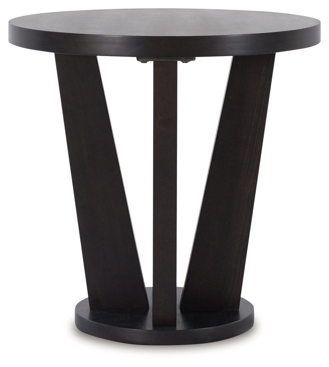 CHASINFIELD Dark Brown End Table - T458-6 - Bien Home Furniture & Electronics