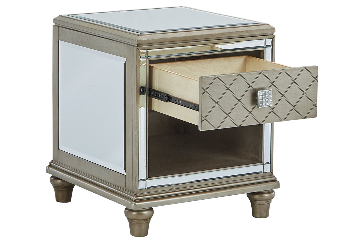 Chevanna Platinum End Table - T942-3 - Bien Home Furniture & Electronics