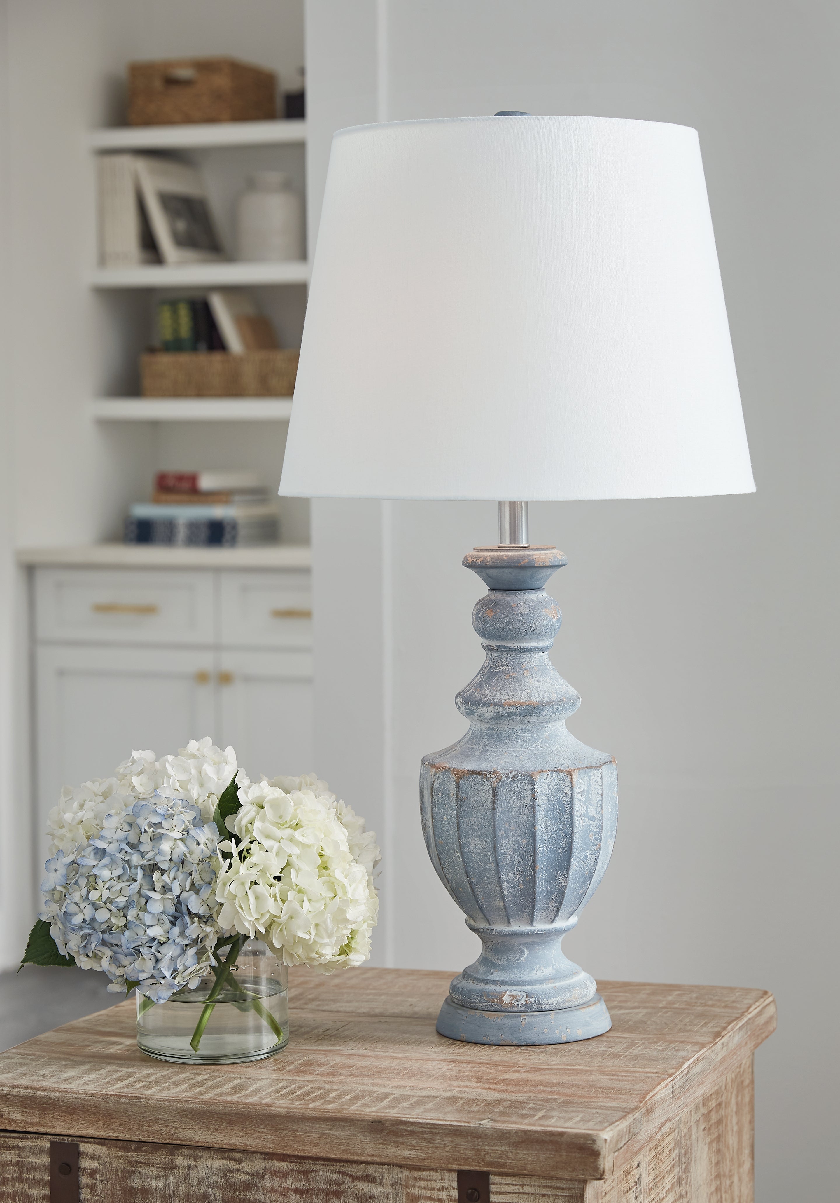 Cylerick Antique Blue Table Lamp - L235714 - Bien Home Furniture & Electronics