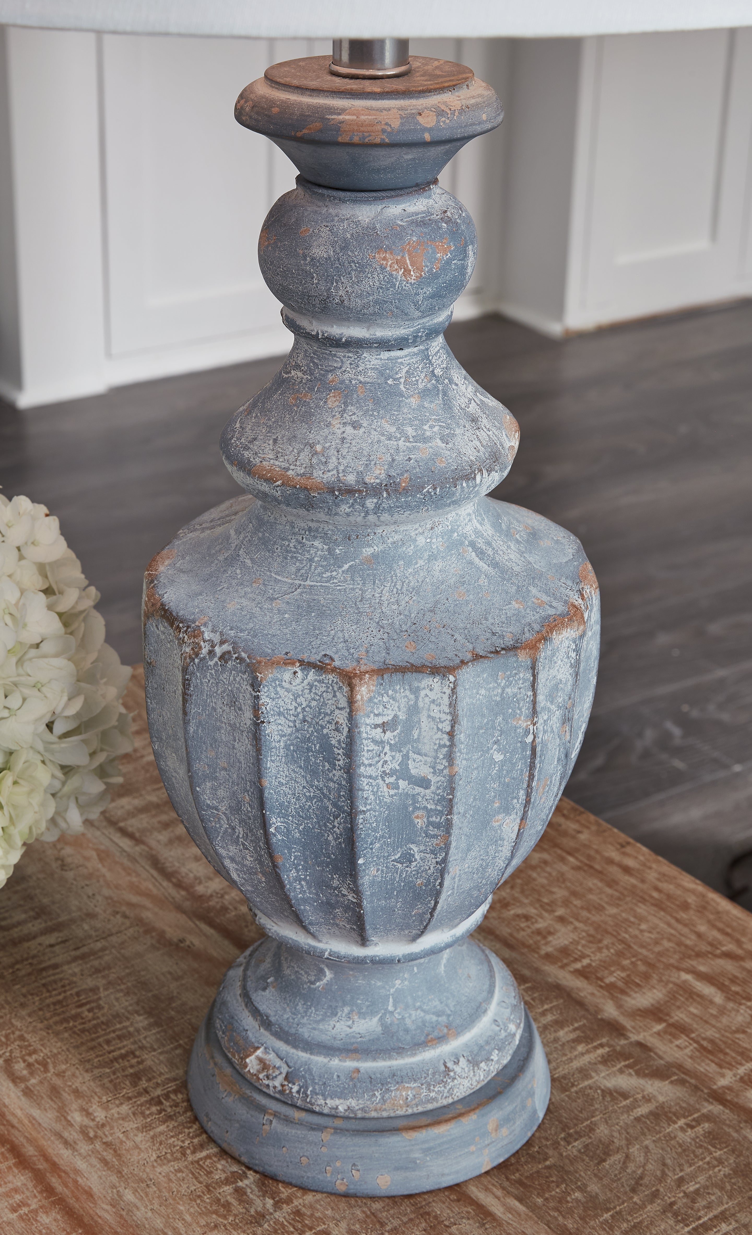 Cylerick Antique Blue Table Lamp - L235714 - Bien Home Furniture & Electronics