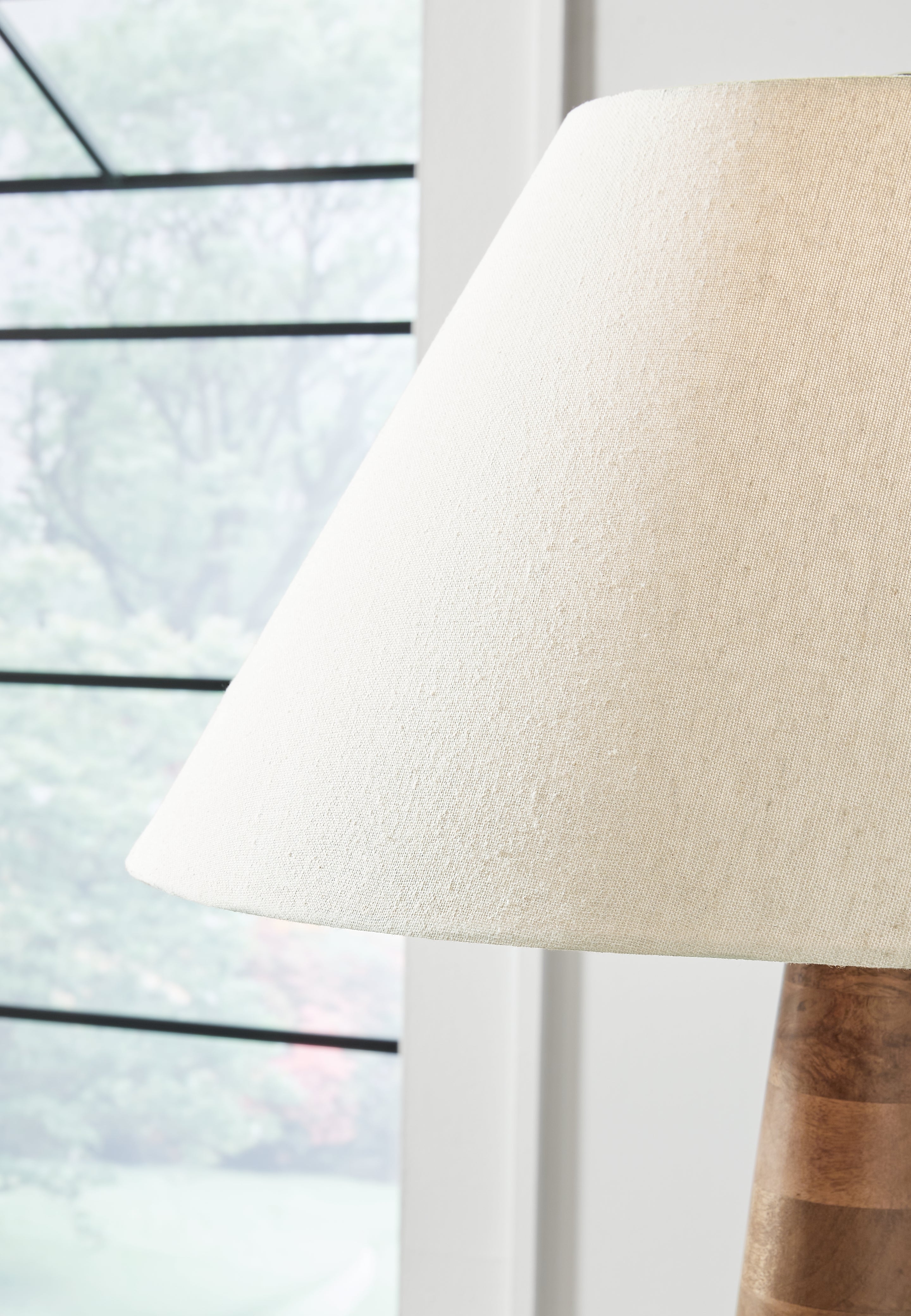 Danset Brown Floor Lamp - L329101 - Bien Home Furniture & Electronics