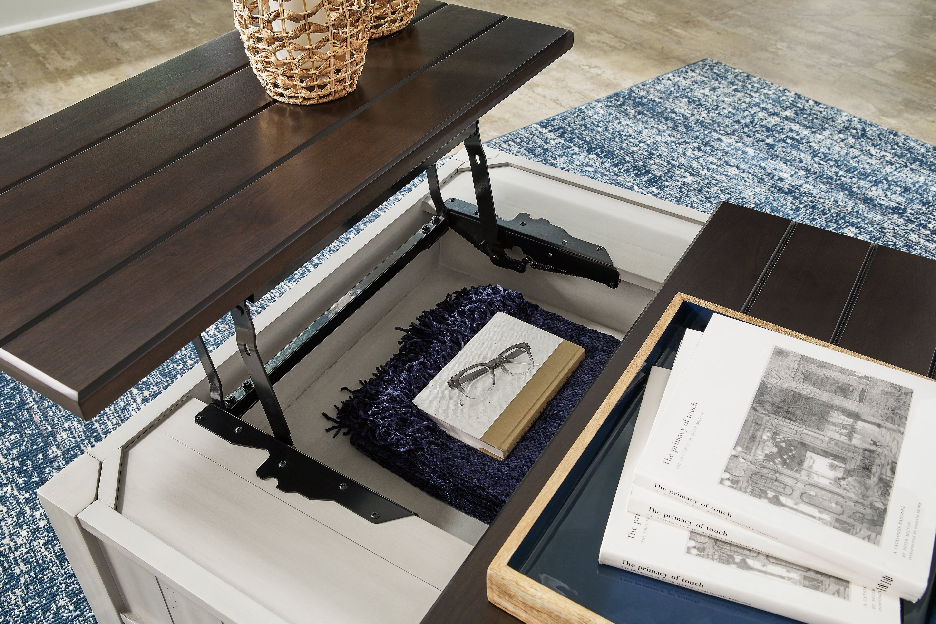 Darborn Gray/Brown Lift Top Coffee Table - T796-00 - Bien Home Furniture & Electronics