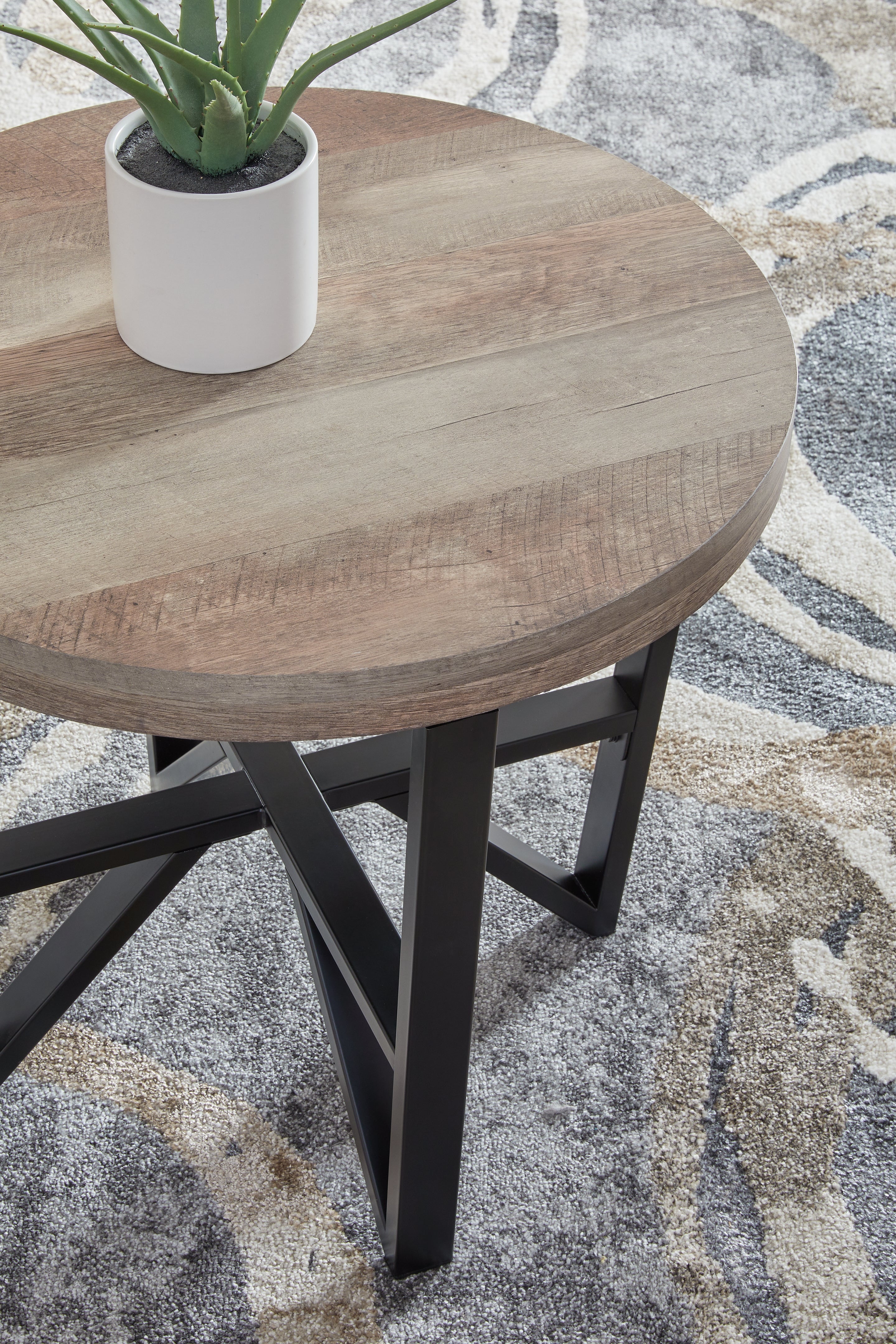 Deanlee Grayish Brown/Black Table (Set of 3) - T235-13 - Bien Home Furniture & Electronics