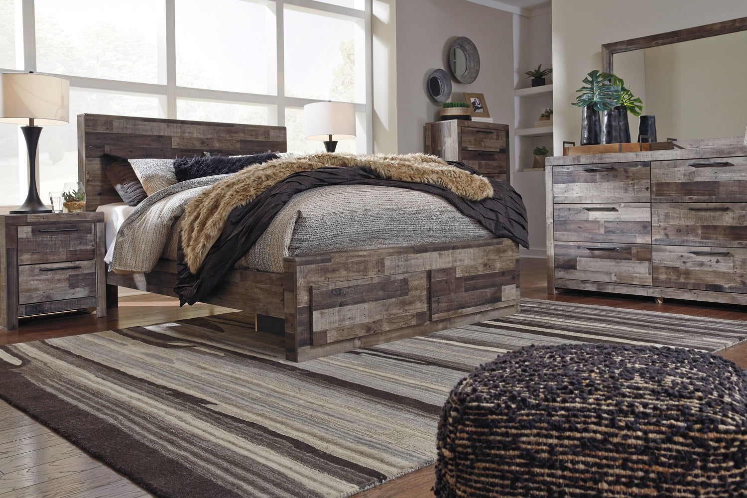 Derekson Multi Gray Footboard Storage Platform Bedroom Set - SET | B200-54S | B200-57 | B200-95 | B200-31 | B200-92 | B100-13 - Bien Home Furniture & Electronics