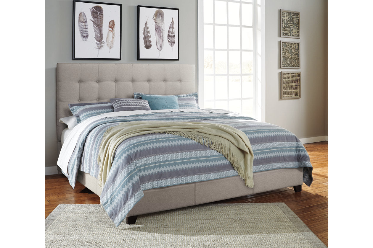 Dolante Beige King Upholstered Bed - B130-582 - Bien Home Furniture & Electronics