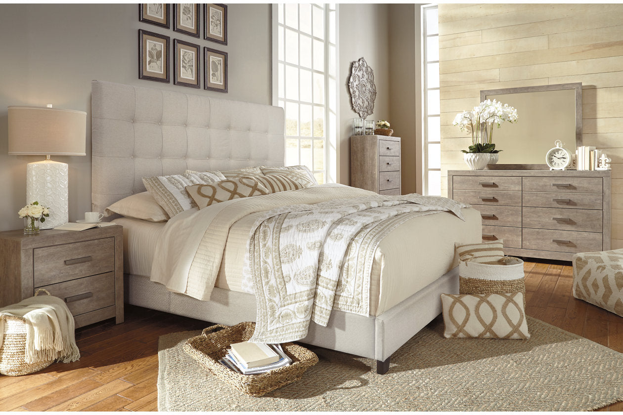 Dolante Beige King Upholstered Bed - B130-582 - Bien Home Furniture & Electronics