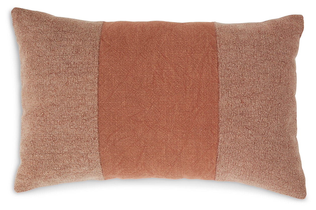 Dovinton Spice Pillow, Set of 4 - A1000899 - Bien Home Furniture & Electronics