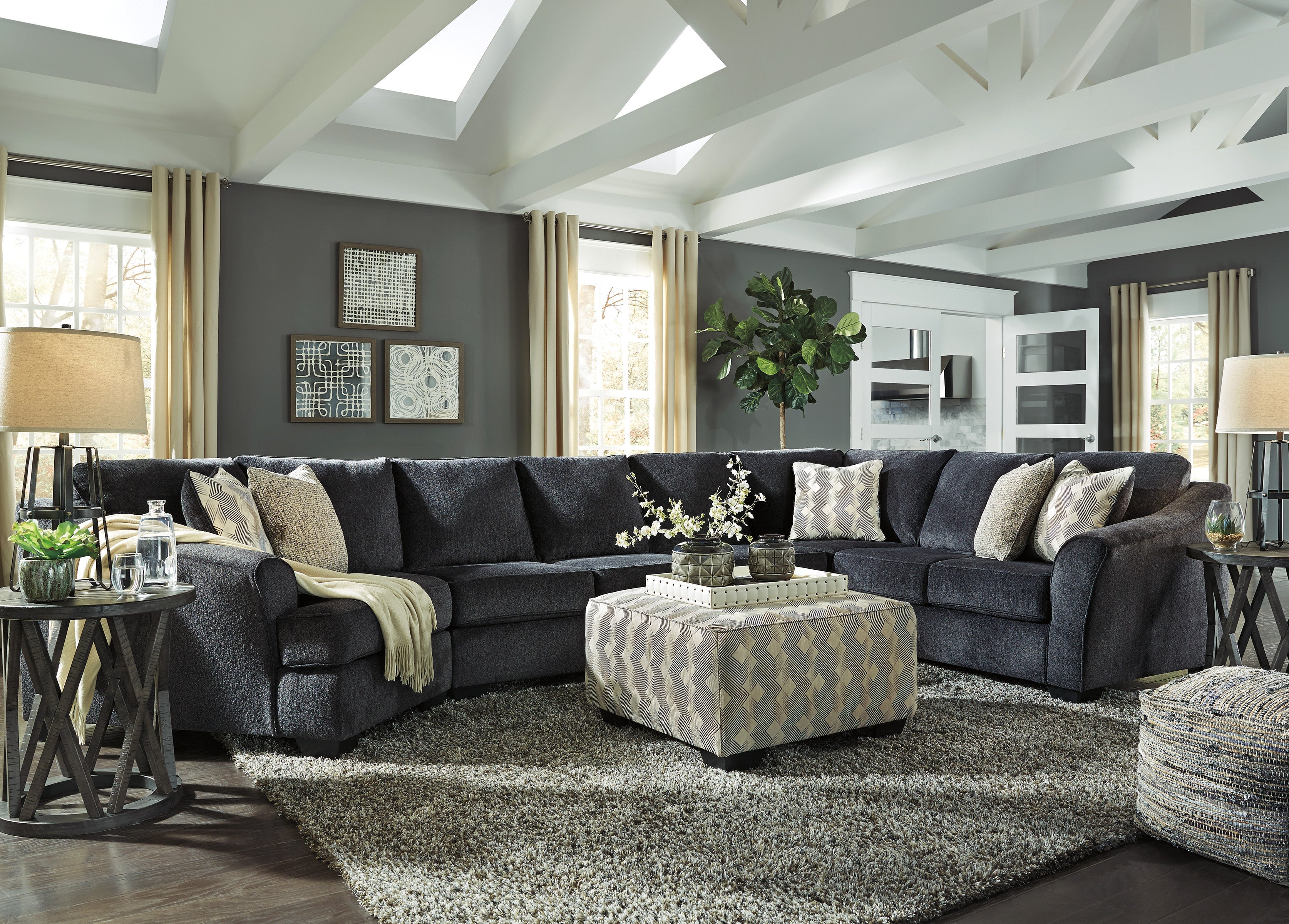 Eltmann Slate 4 Piece LAF Cuddler Sectional