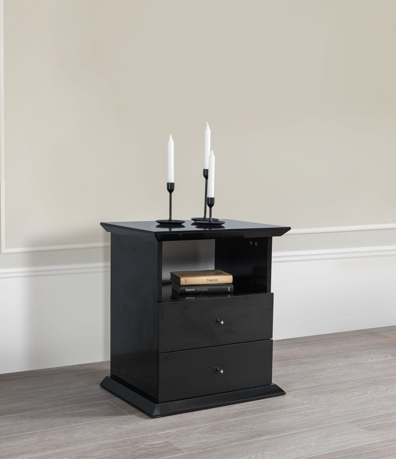 Erika Black 4-Piece Queen Bedroom Set - ERIKABEDROOM-4PCQ - Bien Home Furniture & Electronics